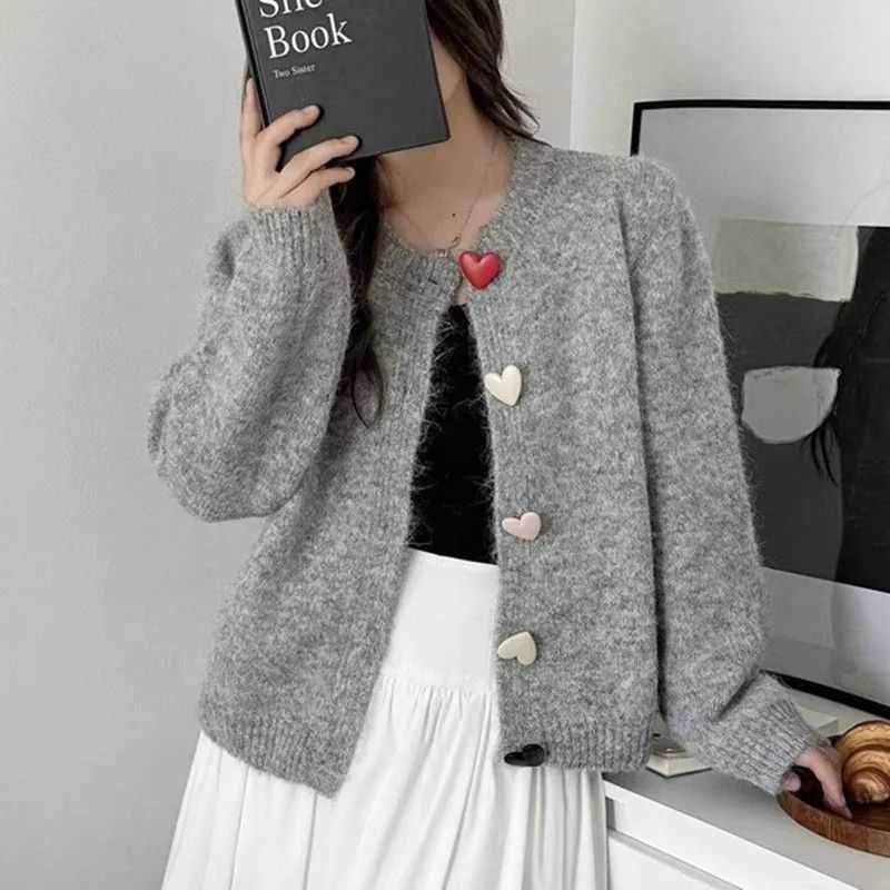 2025 Korean Style Lazy Heart Button Sweater Cardigan Loose Fit Autumn Winter New Knitted Long Sleeve Top Outerwear L251211I62A