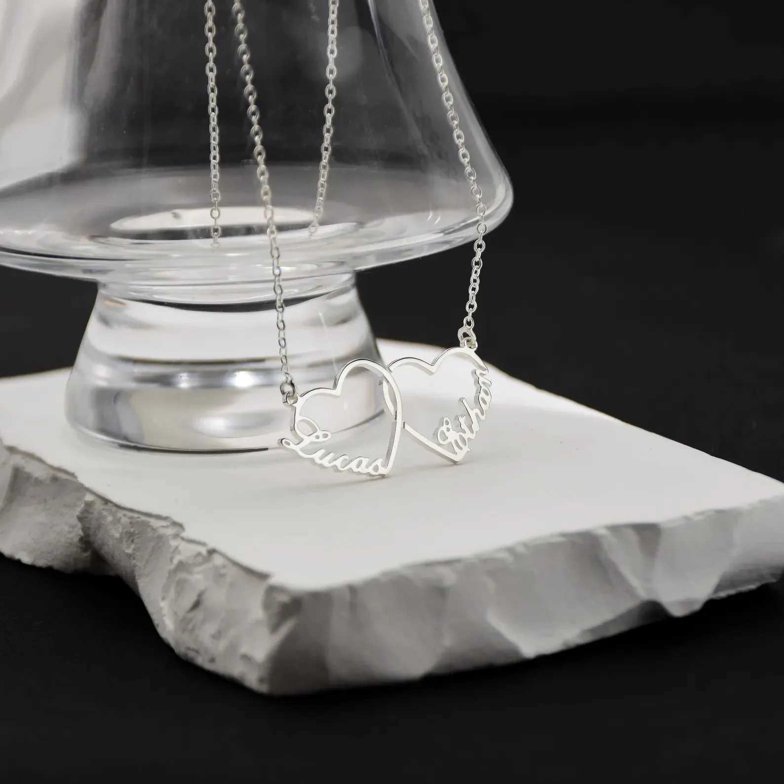 Dreamtimes Multiple Heart Necklace Personalized Name Hearts Necklace Custom Family Name Necklace with Heart Kids Name Necklace M251211