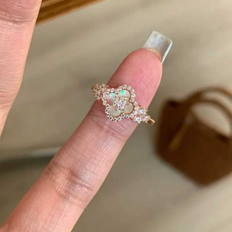 Fashion Natural Shell Stone wer Adjustable Ring Wen Person Stainl Steel Ring Jewelry Accories Wholes Gift Y251210