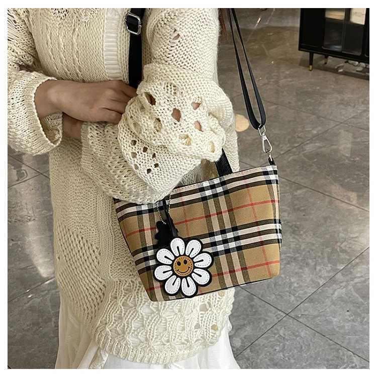 Designer Leather Handbag for Wen Fr Luxury Brand Famous Designer Popar Classic Elegant Shoder Bag Style Y251211