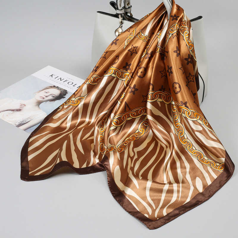 90 Large Square Silk Scarf Women's New Style Mother's Day Gift High-end Feeling Neck Scarf Tie for Mom Versatile Scarf M251211