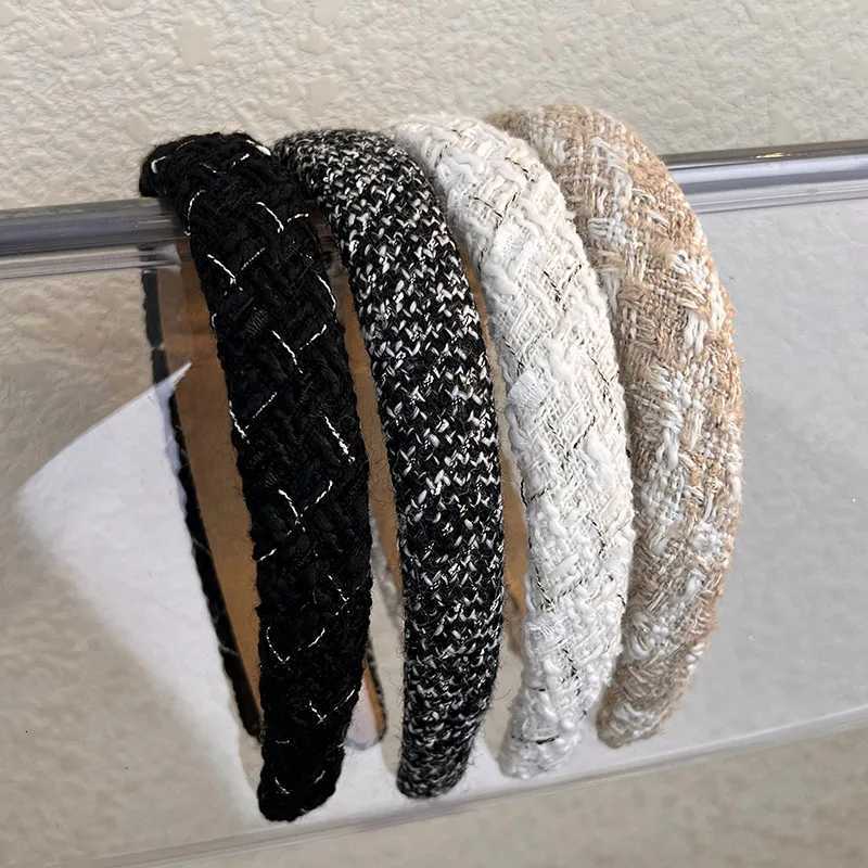 Fashion Latt Tweed bands for Wen Retro Temperament Hair Bands Solid Sponge Hair Hoop Autumn Winter New Hair Accories Y251210