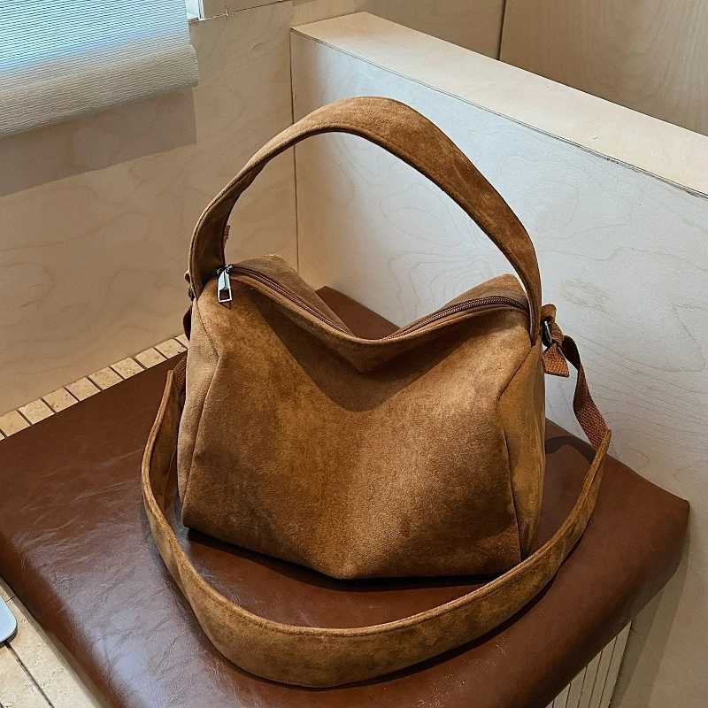 Fi Slouchy Relaxing Shopping Crossbody Bag Veet Simple Cmuting Tote Bag Large Capacity Versatile Texture low Bag Y251211