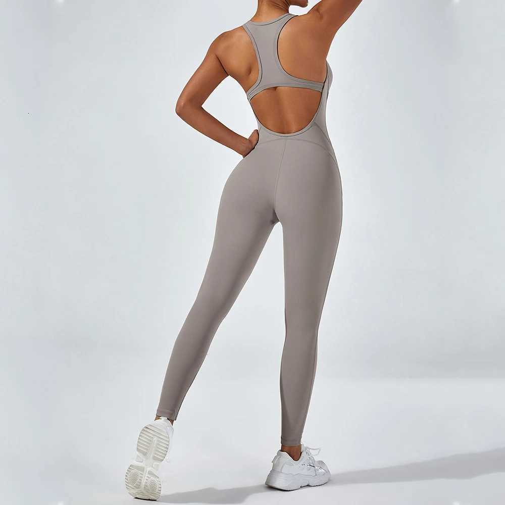 Womens Tracksuits Solid Yoga Jumpsuit One Piece Outfit Fitness Bodysuit Workout Clothes for Women Sportwear Gym Push Up RompersT251211