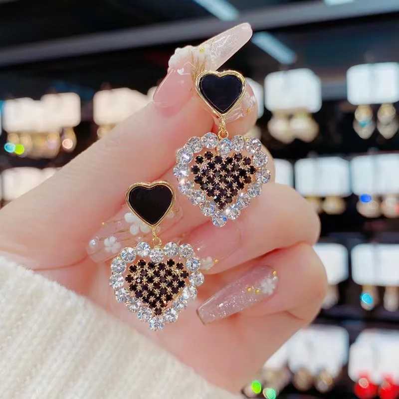 Korean Exquisite She Stud Earrings For Wen Shining CZ Zircon Imitation Pearl Earring Girl Temperament Jewelry Y251210