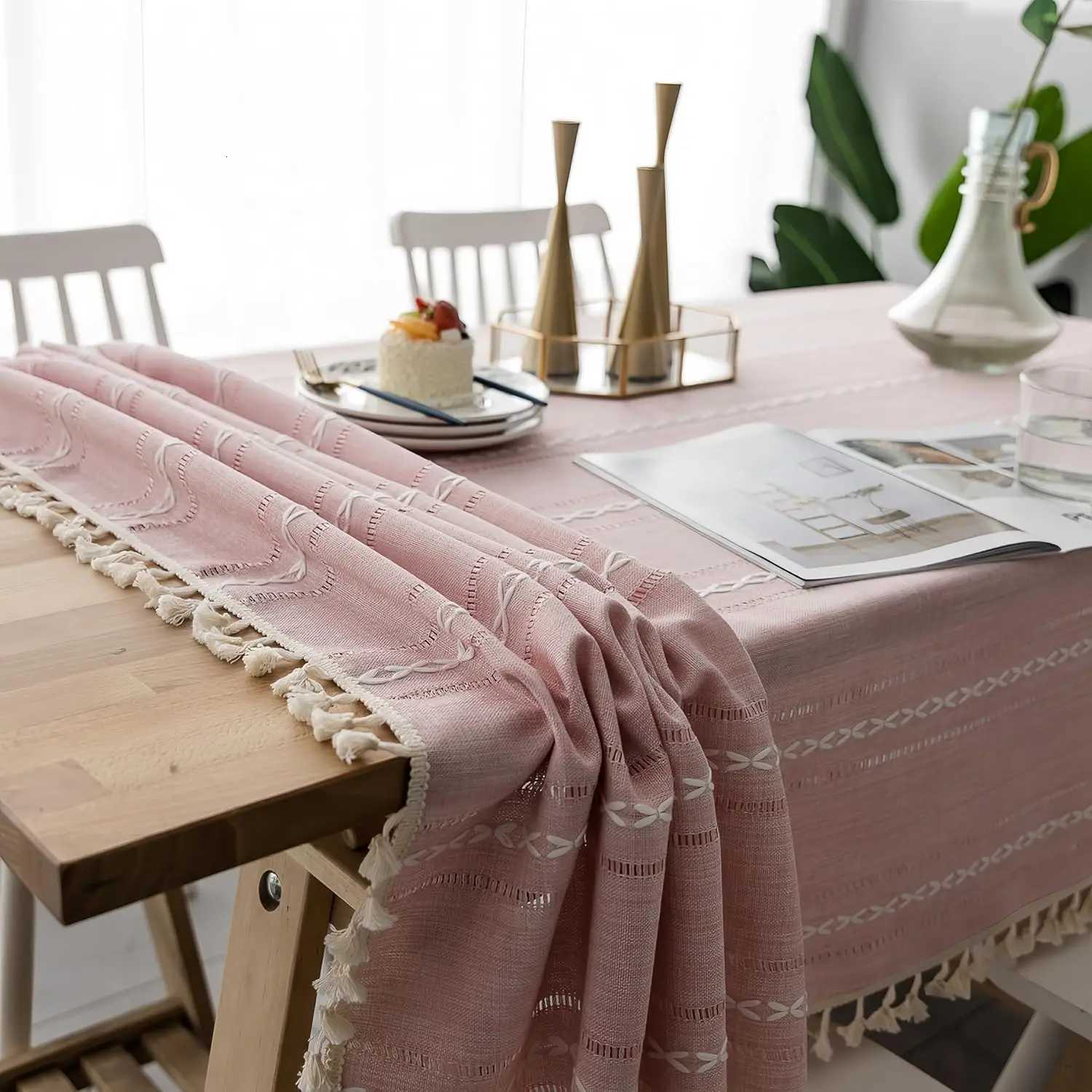 Tassel Tablecloth Pink Cotton Linen Soft Stripe Stain Resistant Dust-Proof Table Cover for Kitchen Dinning Tabletop Decoration H251211