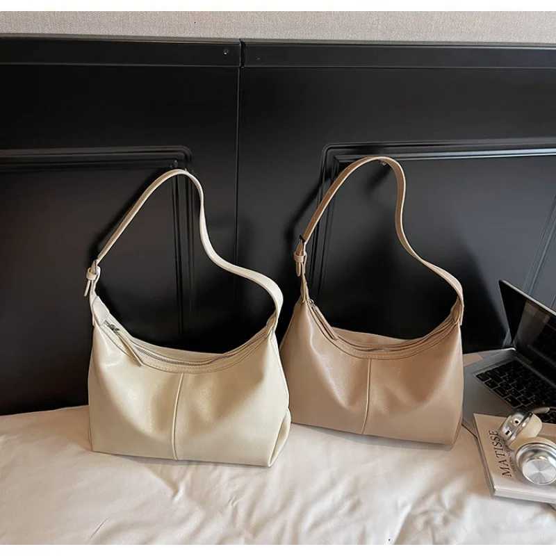 High-End Luxury Brand Ladies Handbag Leather Elegant Famous Designer Vintage Daily Cmuter Fiable Bag Y251211