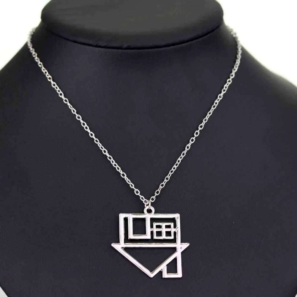 New Creative Fashion Neighborhood Rock Music Pendant Hollow Out House Pendant Necklace Street Niche Party Gift Accessories M251211