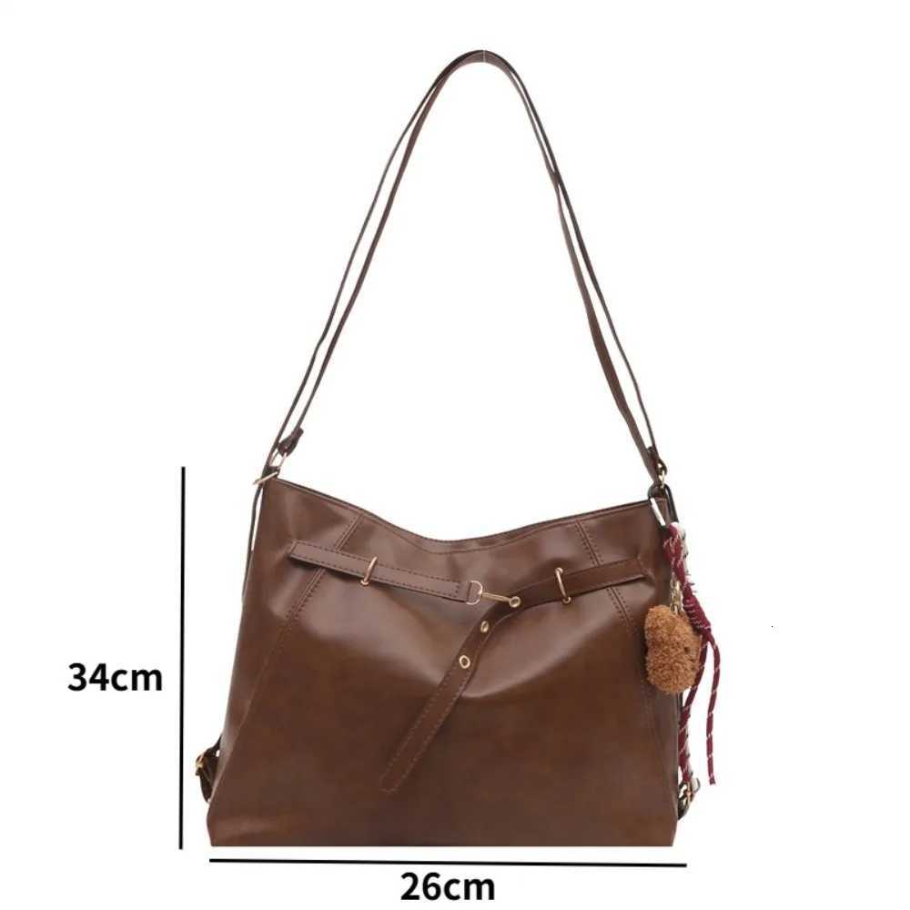 Trendy Accessory Shoder Bag PU Leather Large Capacity Backpack Casual With pendant Handbag Daily Cmute Fi Y251211