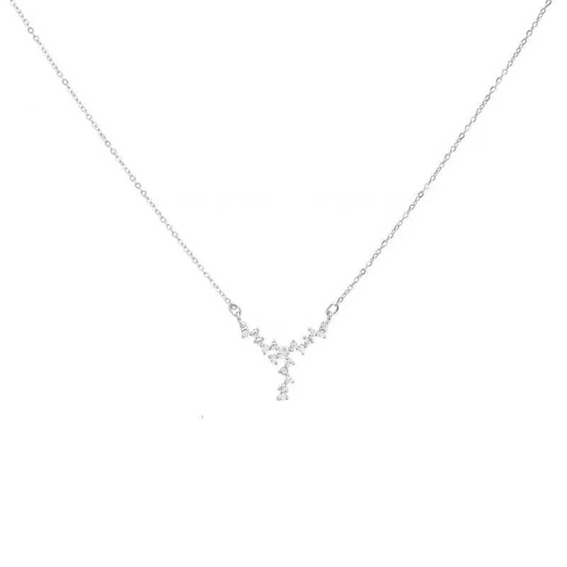 Shiny Zircon Star Necklace for Women Fairy Crystal Pendant Necklace Delicate Collar Chain Anniversary Jewelry Gift Accessories M251211