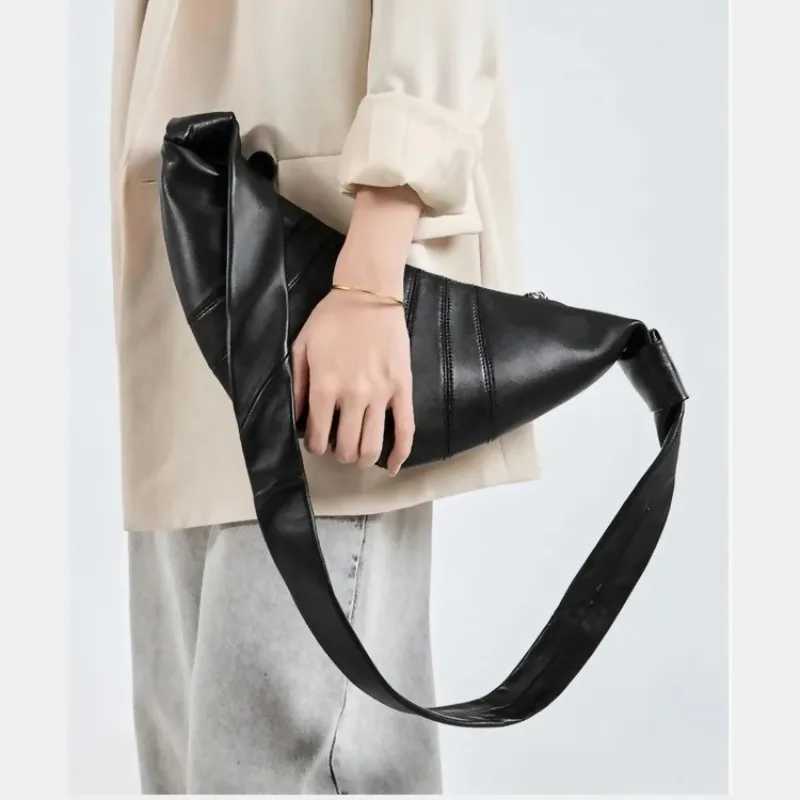 Vintage niche croissant cowhide dumpling wrap genuine leather fiable single shoder crossbody baguette wens bag Y251211
