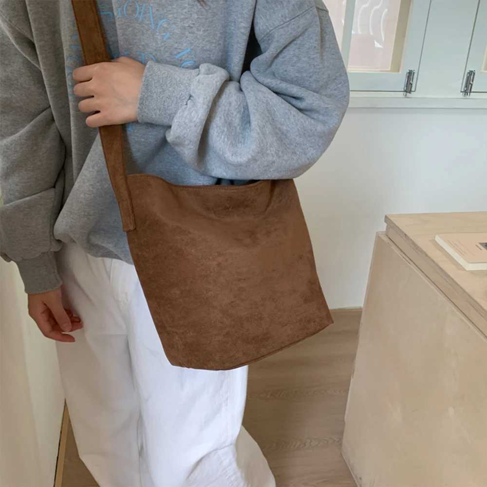 Leopard Print Large Capacity New Autumn and Winter Versatile Frosted Single Shoder Crossbody Bag Cmuting Tote Bag Y251211