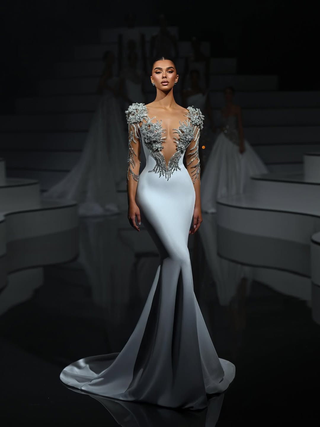 Sexy Mermaid Wedding Dress Sheer Neck Long Sleeves Bridal Gowns Appliques Sequins Sweep Train Dresses Custom Made vestidos