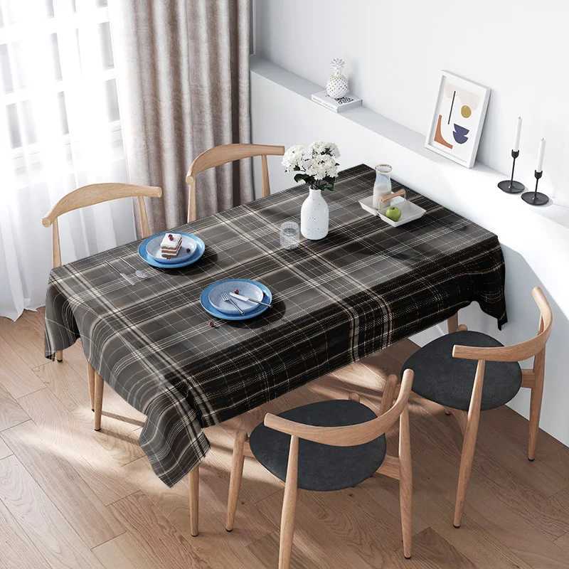 Plaid Dining Tablecloth Modern Black White Checkered Table Cover for Home Decor Versatile Table Linens Set with 4 Blue Placemat H251211