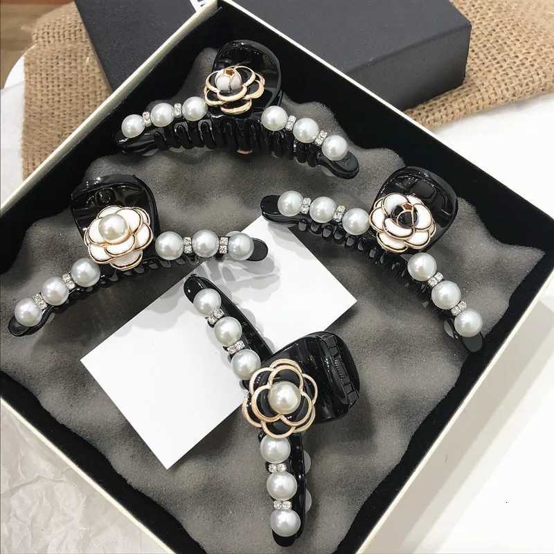 Elegant lia Pearl Hair Cls Clips Hairgrips For Wen 2025 Rose wer Rhinestone Acrylic Hair Accories Clamp Wholes Y251210