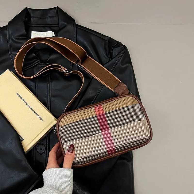 Modern-elegant 2025 New Ladies Luxury Brand Leather Shoder Bag Famous Designer Casual Popar Elegant Y251211