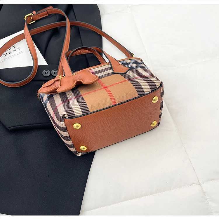 2025 New High-end Luxury Brand Ladies Leather Tote Bag Famous Designer Paris Vintage Elegant Y251211
