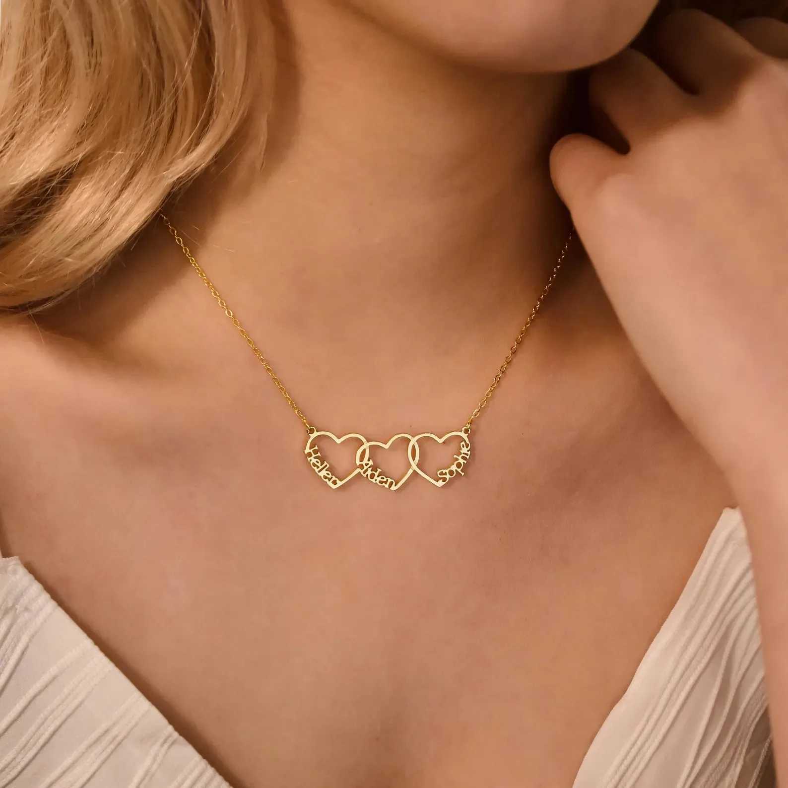 Dreamtimes Multiple Heart Necklace Personalized Name Hearts Necklace Custom Family Name Necklace with Heart Kids Name Necklace M251211