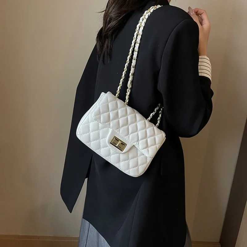 Professial Ladies Crossbody Bag Featuring Premium Accents Presbyopic Printing Underarm Bag For A Sharp Business Image Y251211