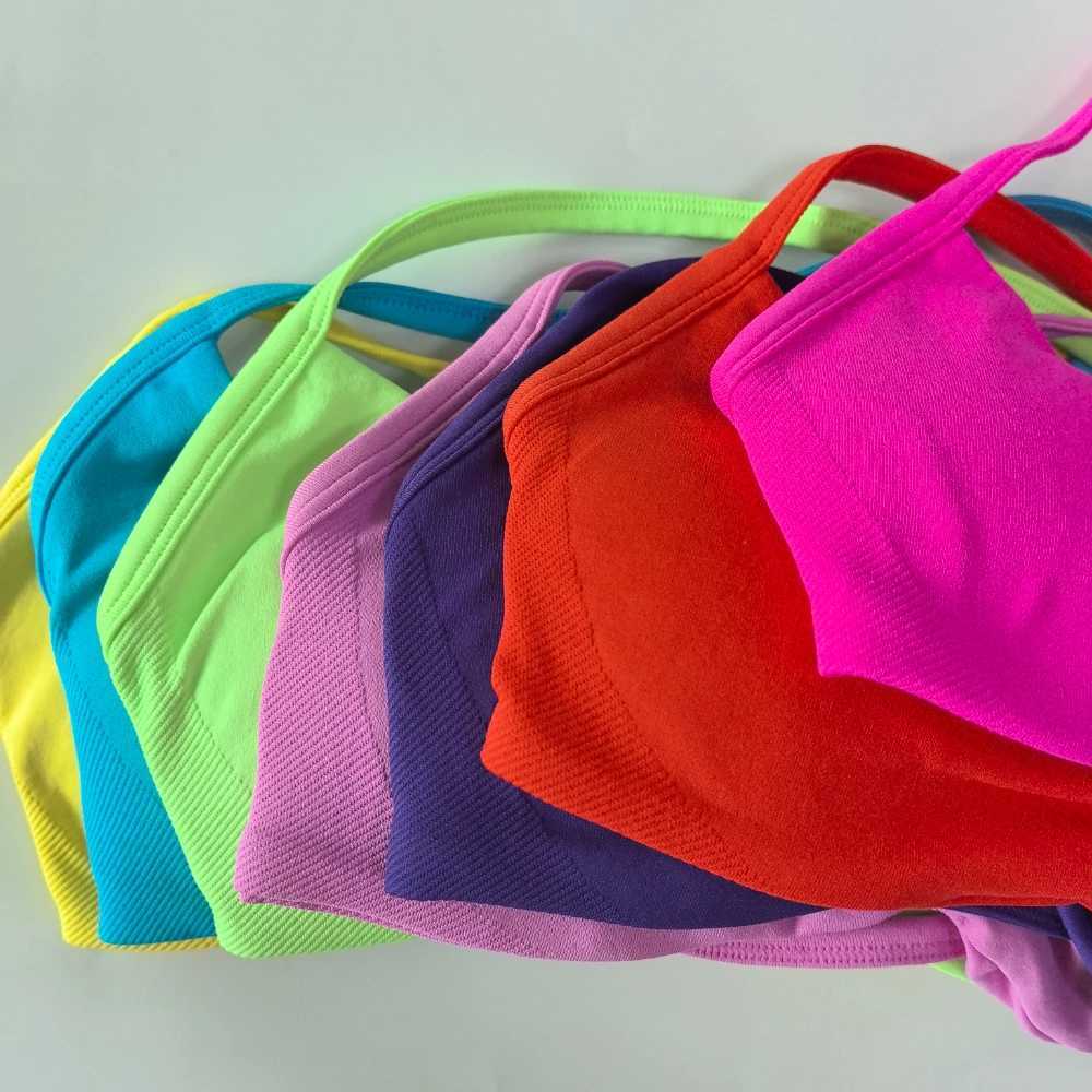 NO 2PCS Gym Set Women Strappy Yoga Bra Top High Waist Workout Scrunch Shorts Sports Suit Seamless Yoga Set Fitness ClothesT251211