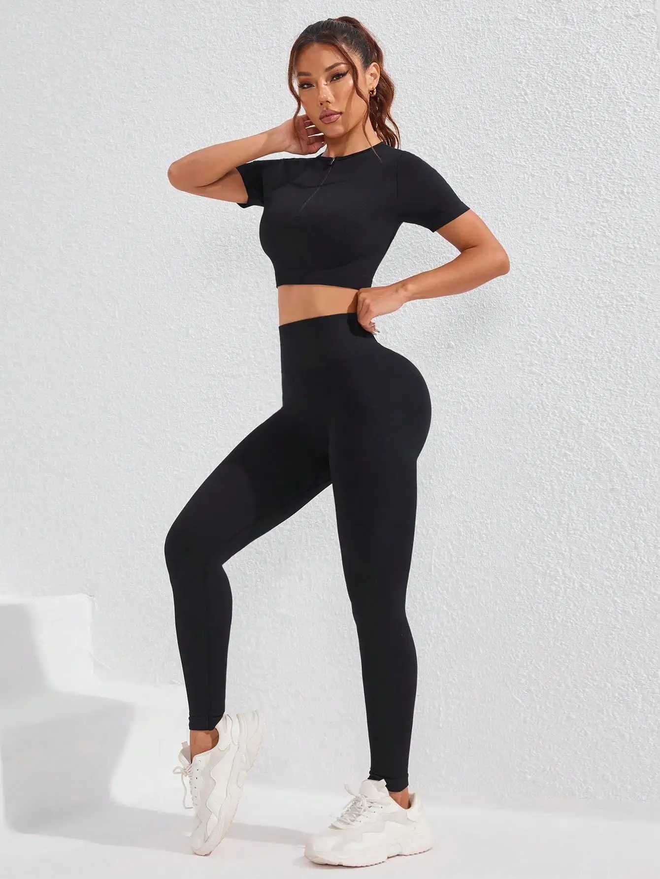 Seamless Yoga Sets Women Workout Sportswear Gym Clothing Short Sleeve Crop Top High Waist Leggings Workout Fitness Sports SuitsT251211