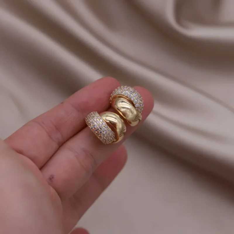 French new design fashion jewelry 18K gold plated cross-zircon earrings elegant wens daily work accories Y251210