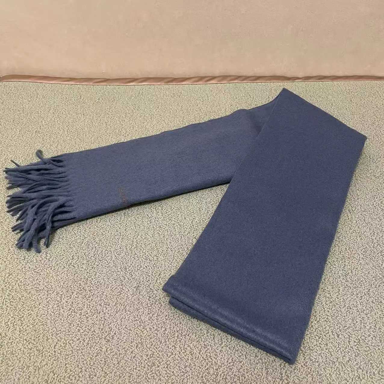 High quality embroidered cashmere scarf solid color label warm scarf face protection mens and womens neck scarf Y251211