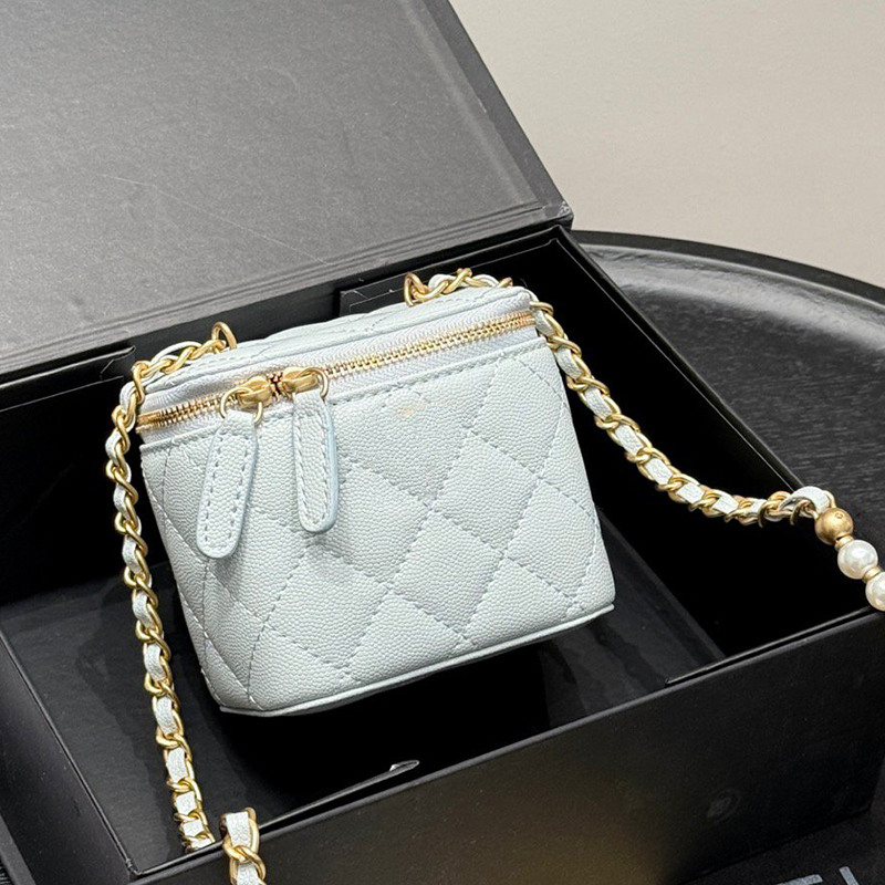 luxury makeup vanity bag designer mini Small size box with chain lipstick pouch shoulder crossbody bags Sheepskin caviar 11*8cm 23 colour