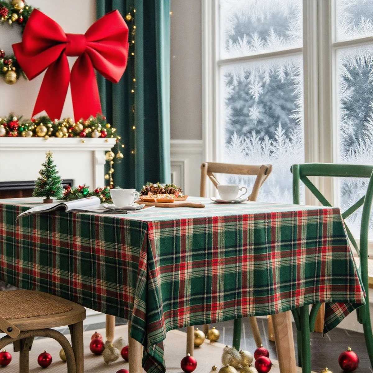 1pc Christmas Retro Style Tablecloth Suitable for holiday gatherings banquets restaurants kitchen decoration H251211
