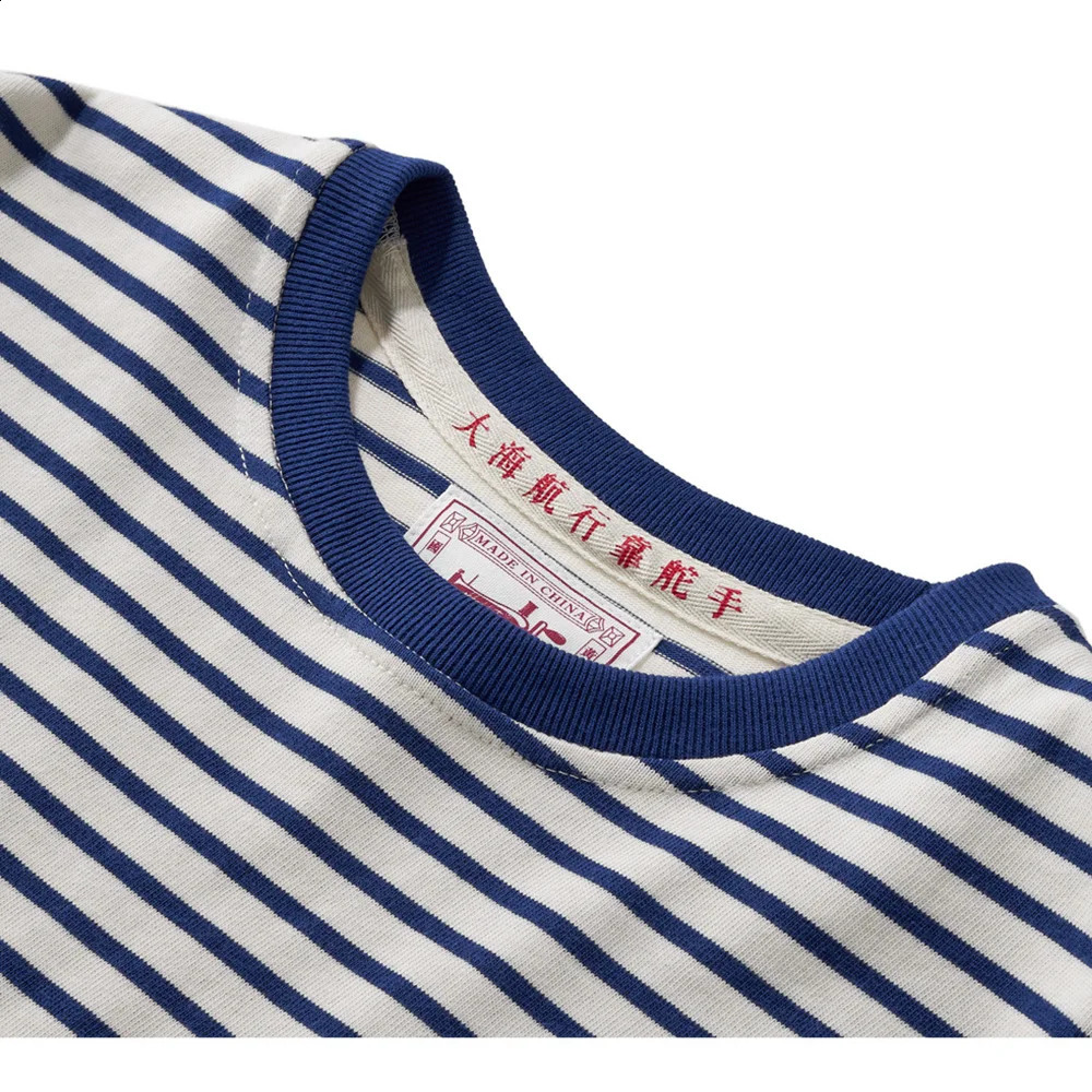 Winter Blue White Striped Long Sleeve T Shirt Men Japanese Retro Heavy Weight Cotton Casual Tops Lovers Shirt Streetwear 251211