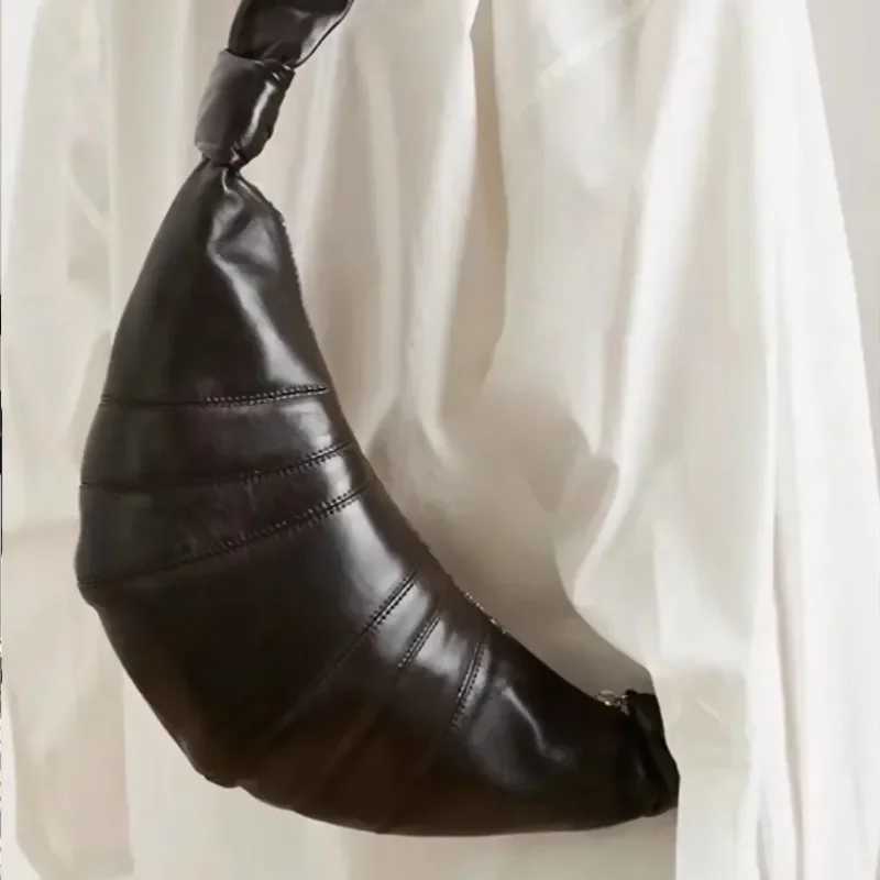 Vintage niche croissant cowhide dumpling wrap genuine leather fiable single shoder crossbody baguette wens bag Y251211