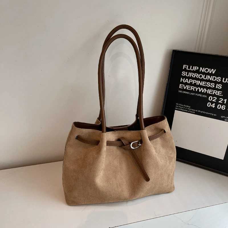 Large Capacity Tote Bag Fi Suede Wen Single Shoder Armpit Bag Versatile Cmuting Handbag Guangzhou High Quality Bag Y251211