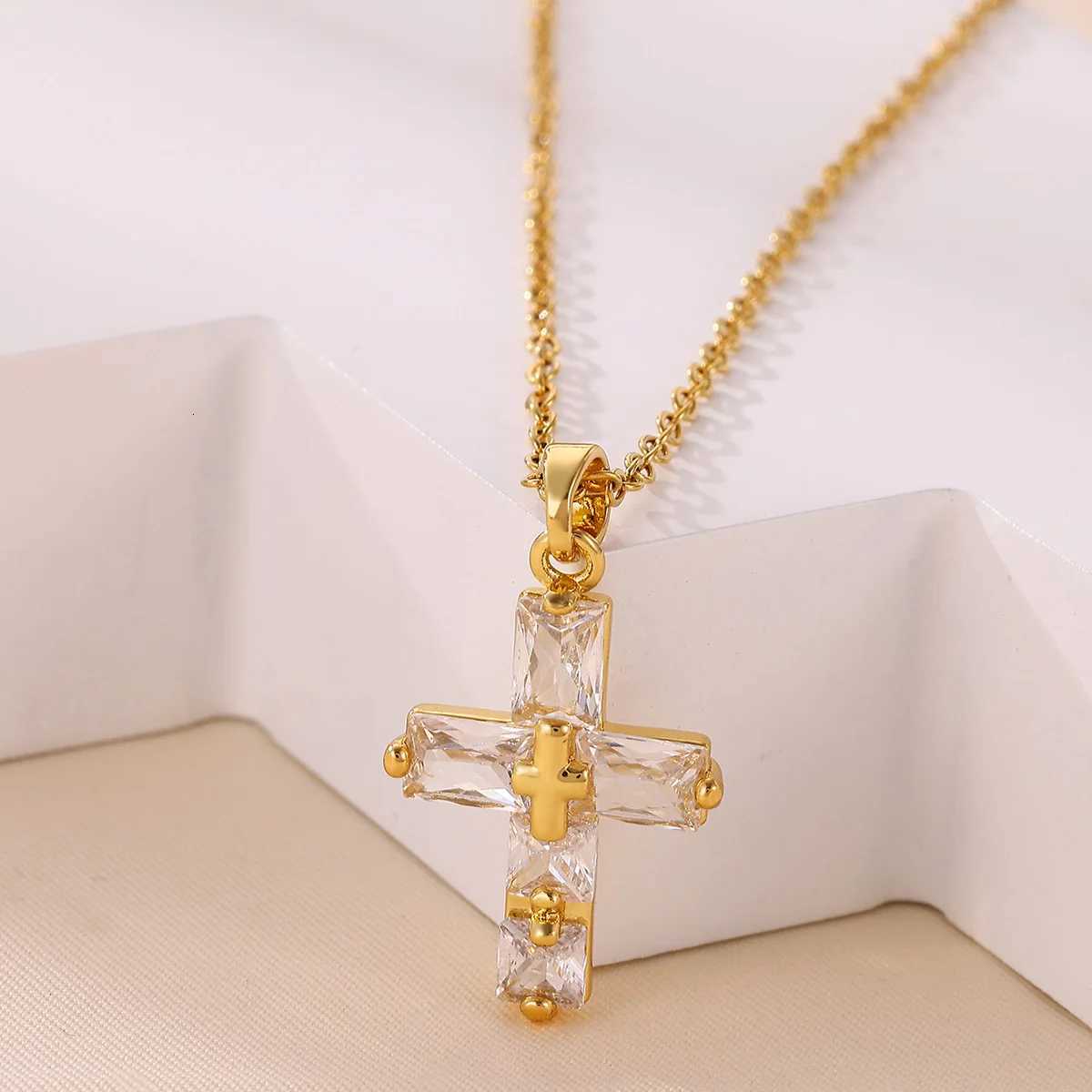 Lucky Cross CZ Cubic Zircon Necklace For Women Gold Color Stainless Steel Waterproof And Tarnish Resistant Jewelry Ramadan Gift M251211