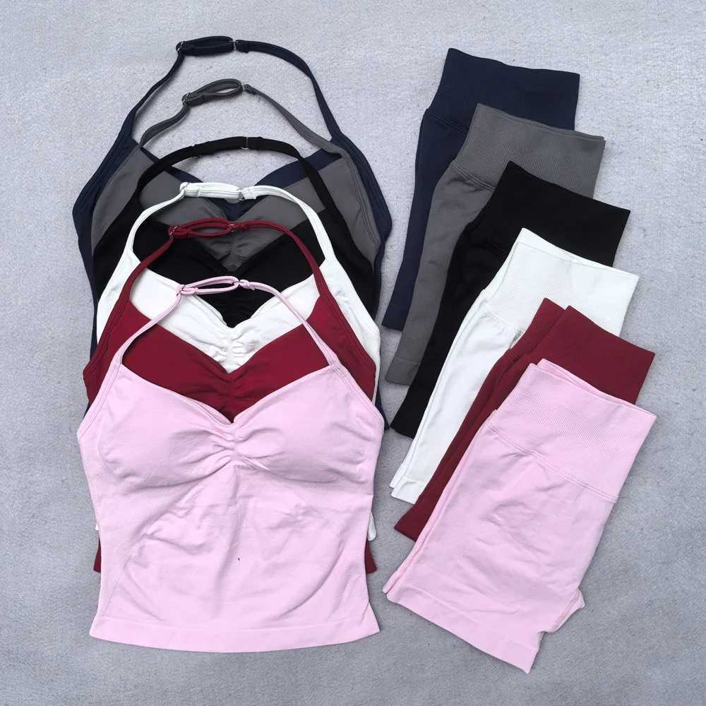 New Seamless Yoga Set Women 2Pcs Padded Halter Tank Top Scrunch Butt Lifting Gym Shorts Set Summer Sportswear Workout ClothesT251211