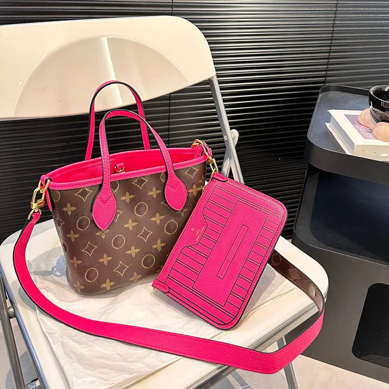 24ss Women Luxurys Designers Bags Leather Totes Handbag Wallets Bag Messenger Purse Card Holder pouch Messenger Bag Coins Bag 20cm