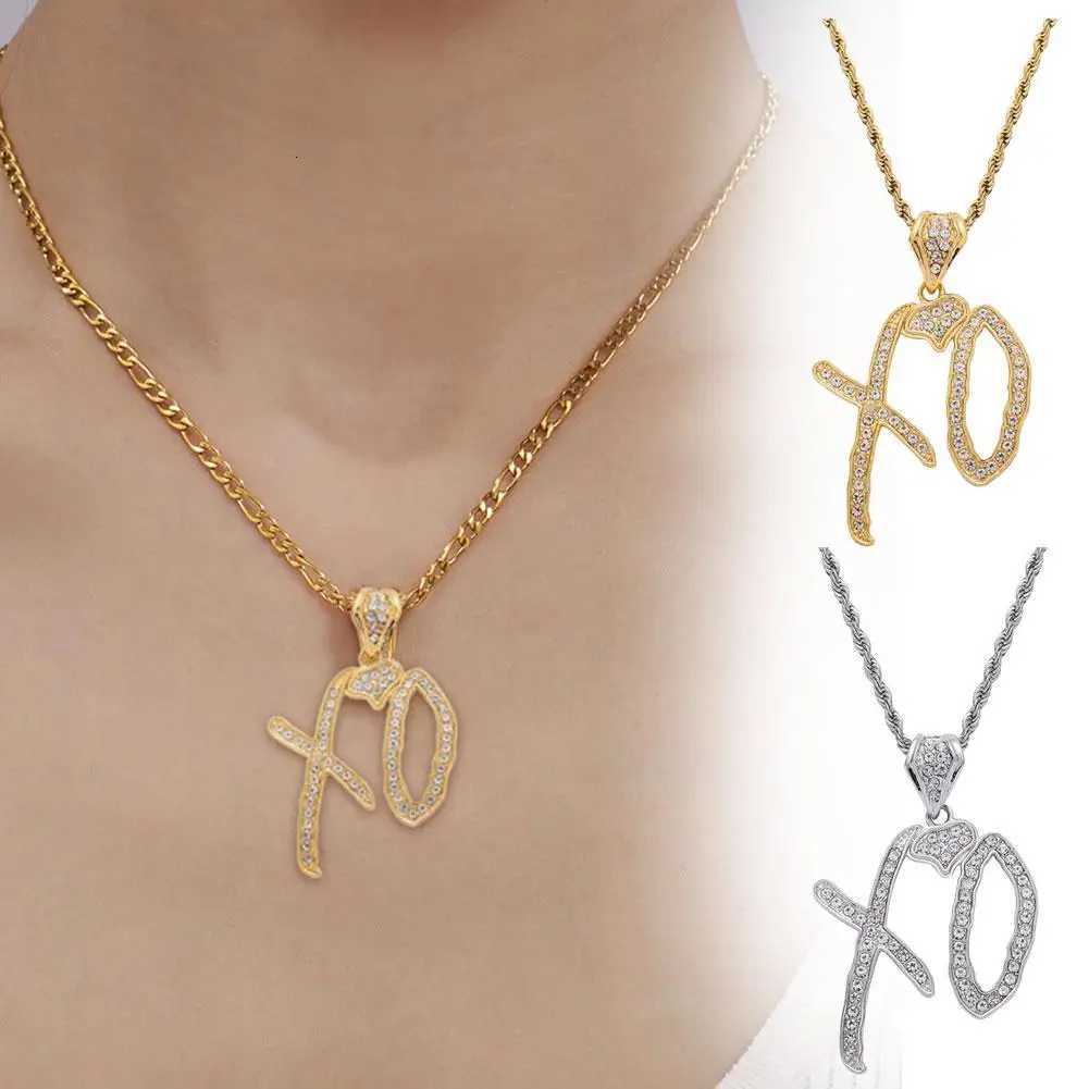 Fashion XO Necklace Cubic Zirconia Letter Pendant Sweater Chain Light Luxury Hip Hop Party Jewelry Accessories For Men Women M251211