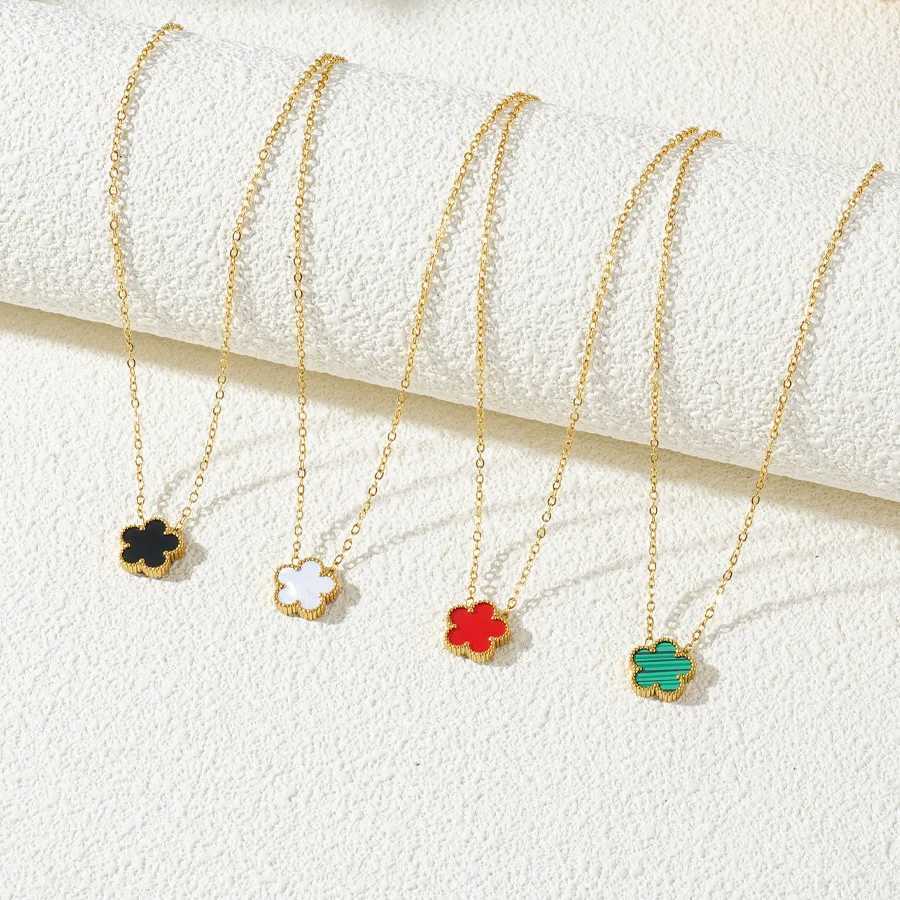 Double Sided C r Stainless Steel Necklace for Women Plant Five Leaf Flower Pendant Fashion Jewelry M251211