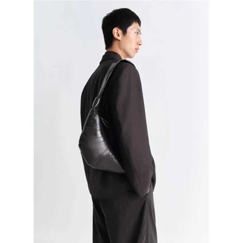 2025 Genuine Leather Dumpling Bag Casual Bag Versatile Crossbody Bag Maillard Fi Vintage Unisex Shoder Bag Y251211