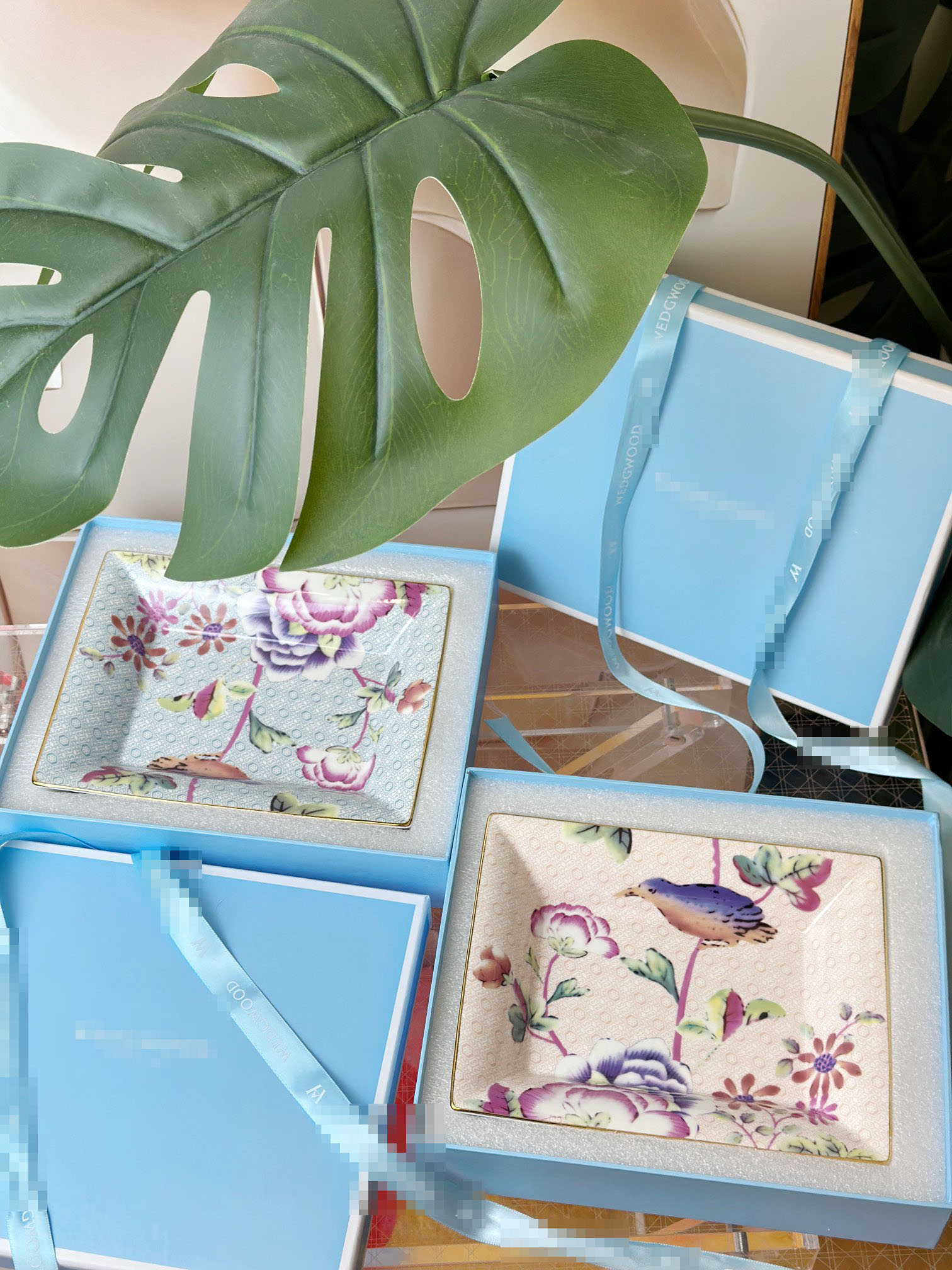 Elegant Bone China Jewelry Tray, Unique Design, Perfect Organizing Accessories, Ideal For Bedrooms, Events, Or Special Occasions 12545