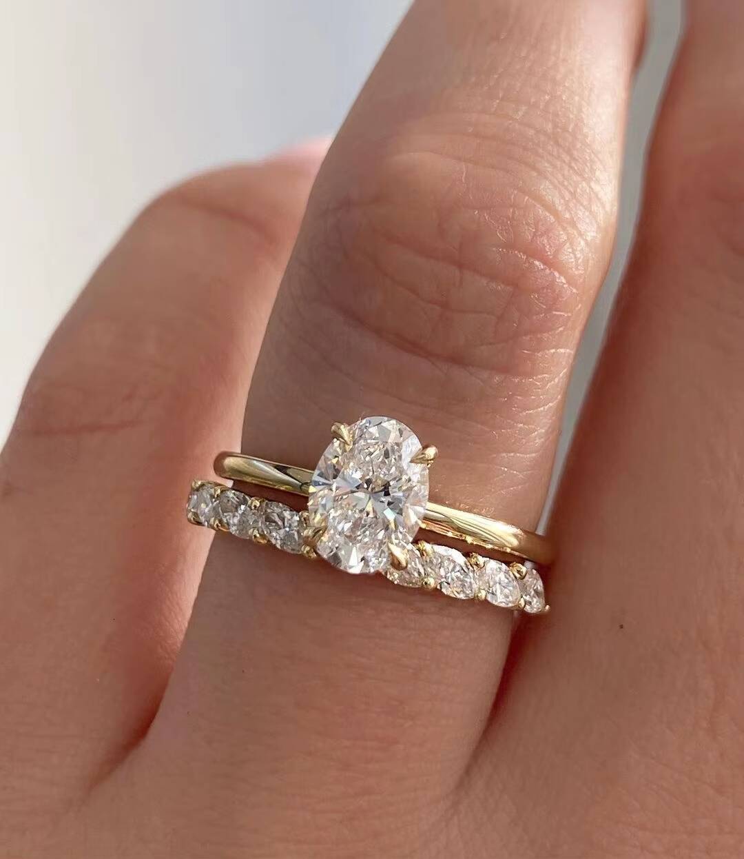 FANCY Jewelry Wedding Ring Set 14k Gold with Round Brilliant Oval Cut 2ct Moissanite Diamond Ring Set for Parties