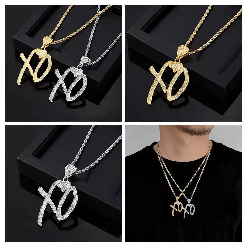 Fashion XO Necklace Cubic Zirconia Letter Pendant Sweater Chain Light Luxury Hip Hop Party Jewelry Accessories For Men Women M251211
