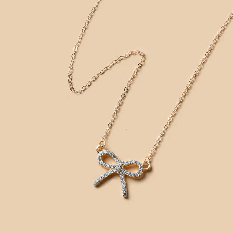 Fashion Rhinestone Bow Pendant Necklace For Women Exquisite Zircon Bowknot Choker Necklaces Office Party Jewelry Lady Gifts M251211