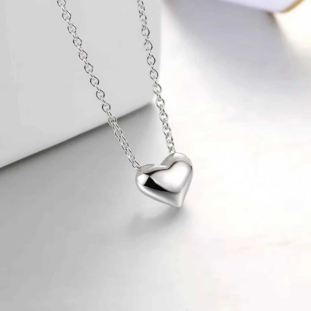 Womens Small Heart OL Style Pendant - Silver Smooth Skin-Friendly Daily/Office/Party/Wedding/Anniversary/Gift ZYN100 M251211