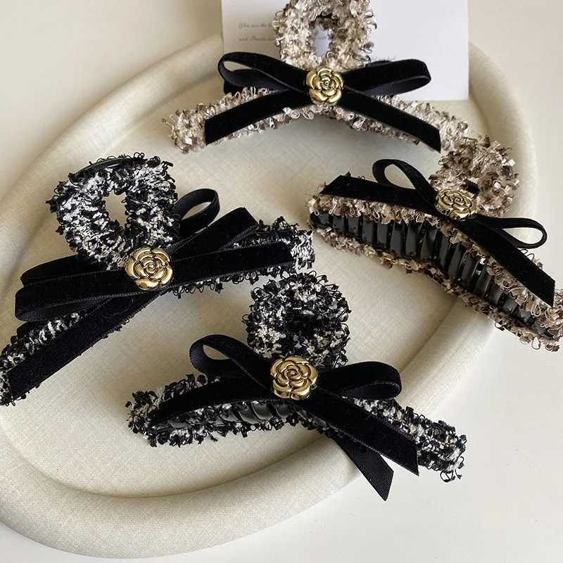 1pc Korean-style autumn and winter wool fabric hair clip high-end metal lia bow hair cl for the back of the Y251210