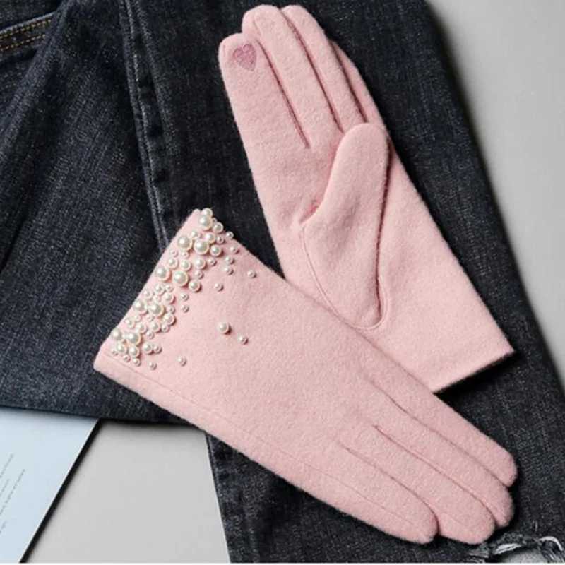 Female Luxury Wool Warm Full Finger Pearl Gloves Winter Touch Screen Mittens Women Rabbit Cashmere Thicken Driving Gloves H58 Y251211