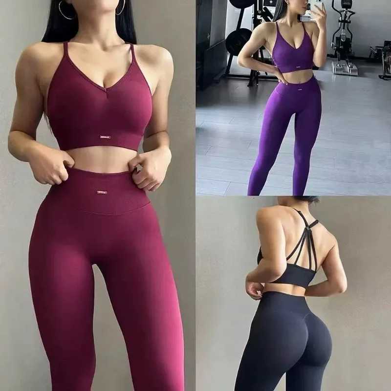 Peach High-Waisted Hip-Lifting Womens Exercise Suit Shockproof Yoga Fitness Clothes for Running And StylingT251211