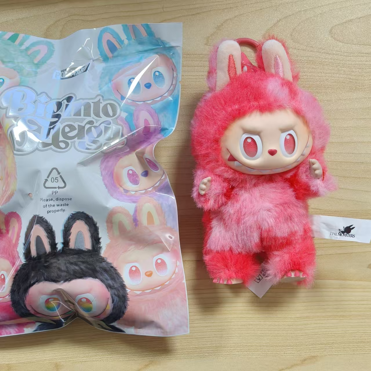 Ordinary Labubu V1 V2 V3 Style Bd Box The Monsters big into energy Exciting Macaron have a seat Series Toys Cute Action Anime Figure Doll Christmas gi