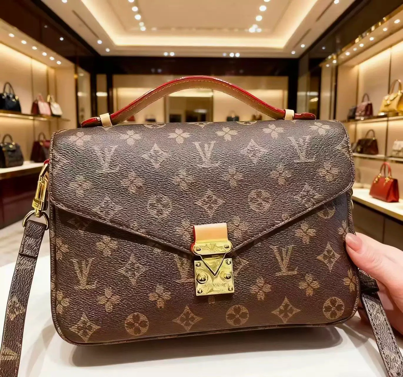 Top Luxury Designer Pochette Metis Shoulder Bags Leather Handbags Ladies Fashion Crossbodys Totes Bag Purse Wallet Backpack