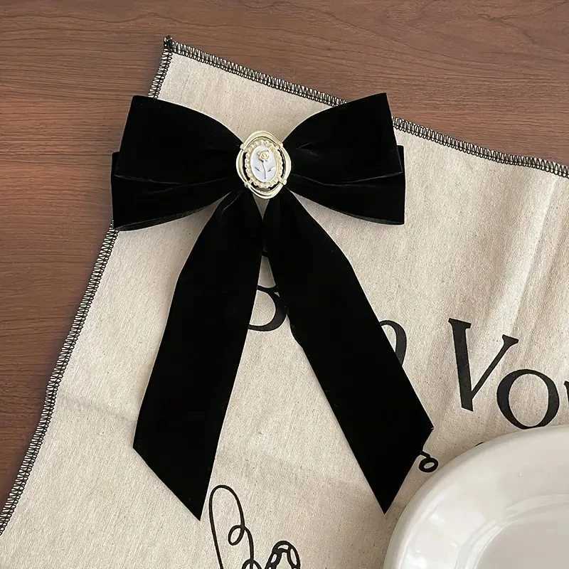 1pc Retro Black Veet Bow Hairpin Rose Spring Design Elegant Solid Color Fem Leisure Dating Night Modeling Artifact Y251210
