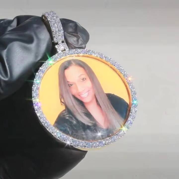 Premium Iced Out Photo Pendant for Men VVS1 Moissanite Diamond Customized Memory Pendant Iced Out Hip Hop Women Jewelry